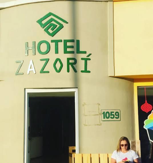 Hotel Zazori วาร์เซีย กรานเด ภายนอก รูปภาพ